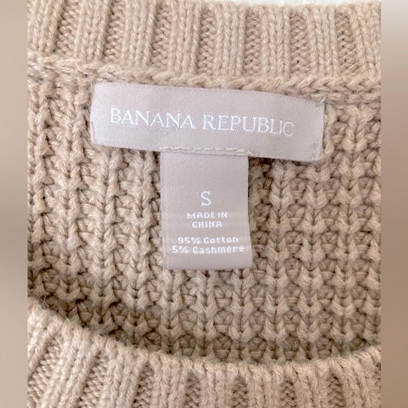 Banana Republic cream beige cashmere wool blend pull over sweater | 3/4 sleeves - Picture 4 of 4